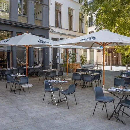 For Two 3* Antwerpia